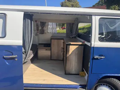 VW T2 1978 — Légendaire Wohnmobil, 60'000 km d'authenticité — Miniatura 13