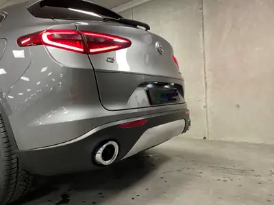 Alfa Romeo Stelvio 2.0 TI Q4 — SUV dynamique 4x4 automatique, 122'000 km — Miniatura 12