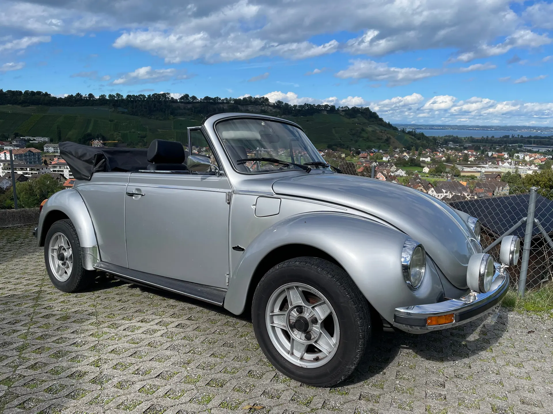 VW Käfer Karman 1978 — Cabriolet vintage d'exception, véhicule de collection homologué — vista esterna