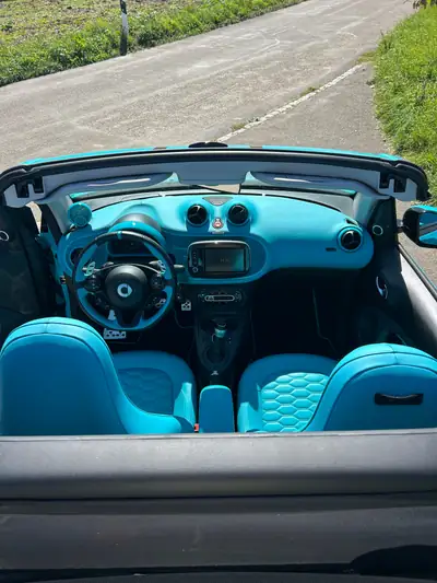 SMART Fortwo Brabus Ultimate 125 Édition limitée — Cabriolet turquoise, 1 of 125, 45'000 km — Miniature 12