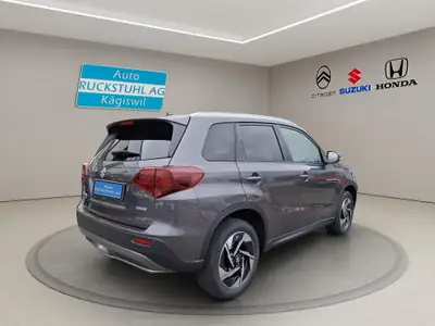 Suzuki Vitara 1.4T Compact Top Hybrid 4x4 — Technologie MHEV, 20 km seulement — rear view