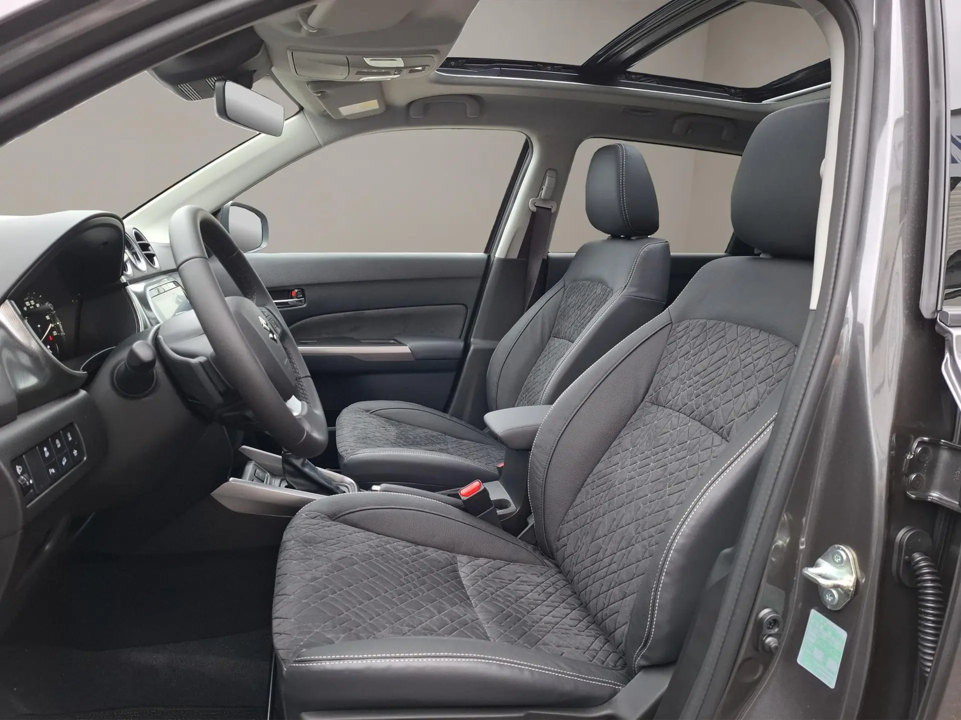 Suzuki Vitara 2025 occasion Kägiswil-Sarnen — 5