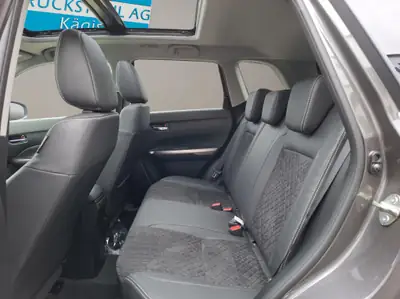 Suzuki Vitara 1.4T Compact Top Hybrid 4x4 — Technologie MHEV, 20 km seulement — Thumbnail 10