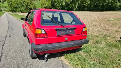 VW Golf 1800 CL — Classique fiable des années 90, moteur robuste 90 ch — vista posteriore