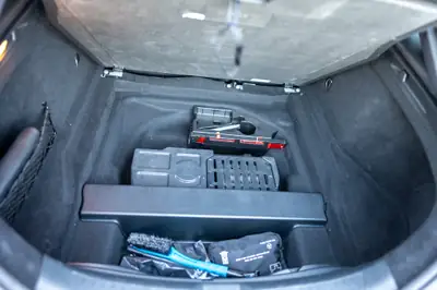 Mercedes-Benz CLA 200 Shooting Brake Night Star — Élégance break avec motorisation efficace — Miniatura 18