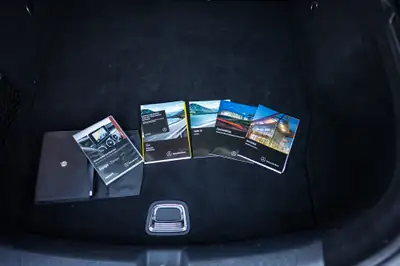 Mercedes-Benz CLA 200 Shooting Brake Night Star — Élégance break avec motorisation efficace — Miniatura 19