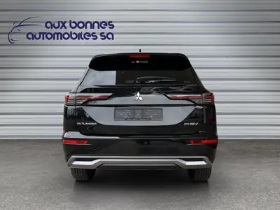 Mitsubishi Outlander 2.4 PHEV Intense 4WD — Hybride rechargeable performant, 50 km au compteur — Miniature 7