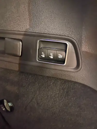 Mercedes-Benz GLS 350 d 4MATIC AMG Line — SUV 7 places, diesel hybride, 22 000 km — Miniatura 24