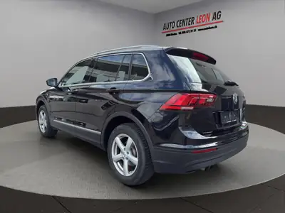 VW Tiguan 2.0 TSI Sound 4Motion — SUV polyvalent, 4x4 intégral et équipements premium — interior