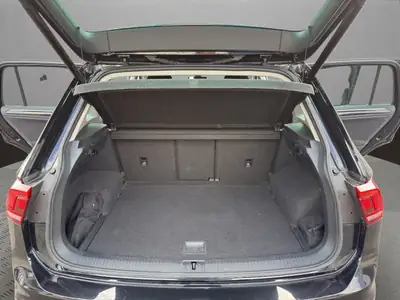 VW Tiguan 2.0 TSI Sound 4Motion — SUV polyvalent, 4x4 intégral et équipements premium — Thumbnail 19