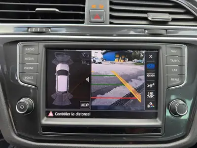 VW Tiguan 2.0 TSI Sound 4Motion — SUV polyvalent, 4x4 intégral et équipements premium — Thumbnail 23