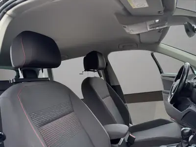 VW Tiguan 2.0 TSI Sound 4Motion — SUV polyvalent, 4x4 intégral et équipements premium — Thumbnail 22