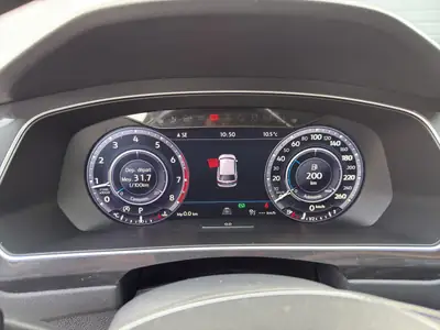 VW Tiguan 2.0 TSI Sound 4Motion — SUV polyvalent, 4x4 intégral et équipements premium — Thumbnail 25