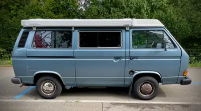 VW T3 Multivan 1988 — L'icône du camping-car, moteur diesel robuste — interni