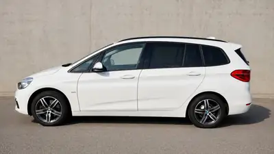 BMW 220 Gran Tourer xDrive — Monospace premium diesel, révisionné, 78 500 km — vista esterna