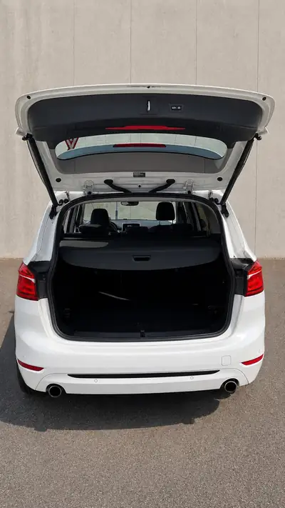 BMW 220 Gran Tourer xDrive — Monospace premium diesel, révisionné, 78 500 km — cruscotto