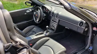 Porsche 718 Boxster S 3.2 — Roadster sportif iconique, seulement 55'078 km — Armaturenbrett