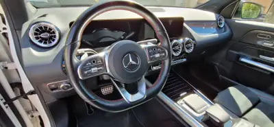 Mercedes-Benz GLA 250e AMG Line — SUV hybride rechargeable, 78 000 km, état impeccable — Miniatura 9