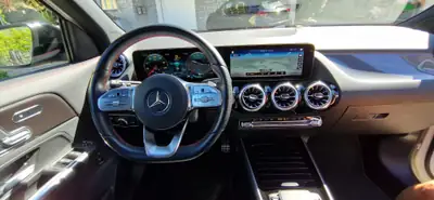 Mercedes-Benz GLA 250e AMG Line — SUV hybride rechargeable, 78 000 km, état impeccable — Miniatura 18