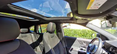 Mercedes-Benz GLA 250e AMG Line — SUV hybride rechargeable, 78 000 km, état impeccable — Miniatura 22