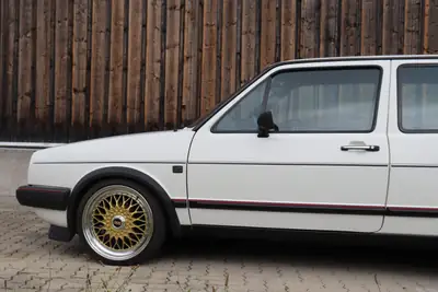VW Golf 1800 GTI 1987 — Légende sportive des années 80, moteur 112 ch — Miniatur 11