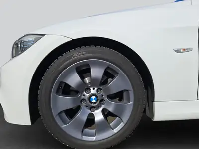 BMW 325i Touring Steptronic — Break sportif, 53'000 km, état impeccable — Miniatur 9