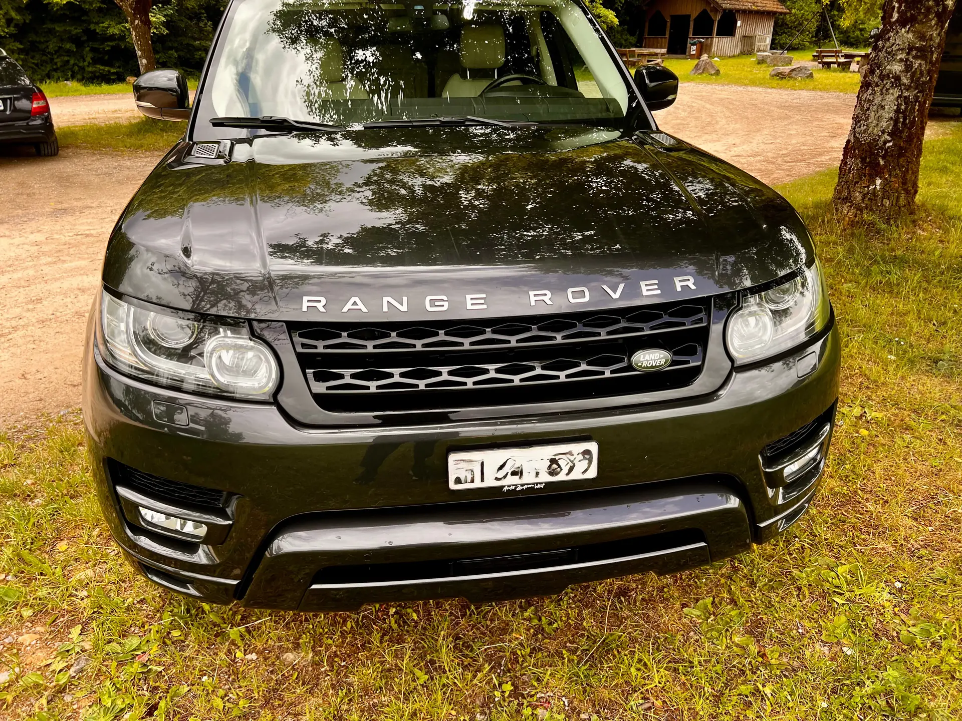 Land Rover Range Rover Sport 5.0 V8 SC — 510 ch, prestige et performance — vue extérieure
