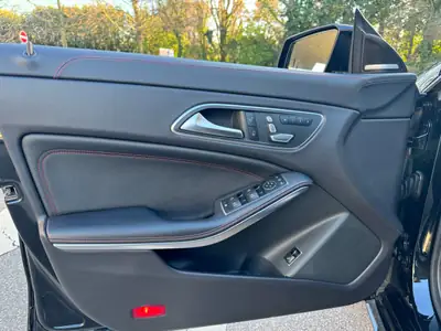 Mercedes-Benz CLA 45 AMG Shooting Brake — Performance 381 ch, 4Matic, 82900 km — Miniatur 16