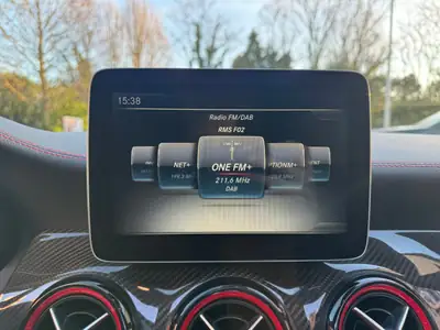 Mercedes-Benz CLA 45 AMG Shooting Brake — Performance 381 ch, 4Matic, 82900 km — Miniatur 23