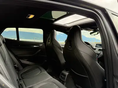 BMW X2 M35i Steptronic — SUV sportif premium, 306 ch et transmission intégrale — Miniatura 13