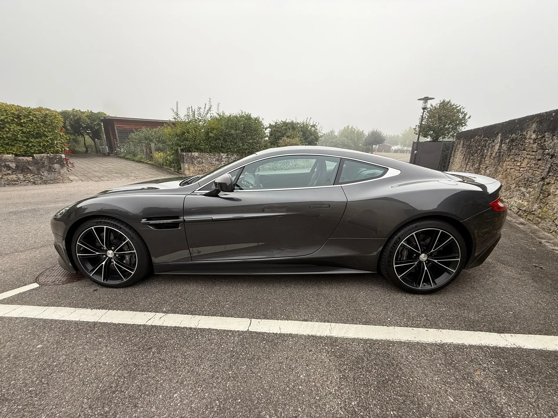 Aston Martin V12 Vanquish 2013 occasion St-Luc — 4