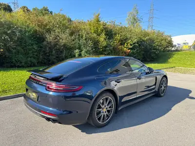 Porsche Panamera 4 Executive PDK — Berline sportive hybride, 84 000 km seulement — Detail