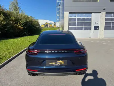 Porsche Panamera 4 Executive PDK — Berline sportive hybride, 84 000 km seulement — Innenraum
