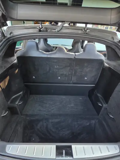 Tesla Model X 100D — SUV électrique performant, 170'000 km, traction intégrale — tableau de bord