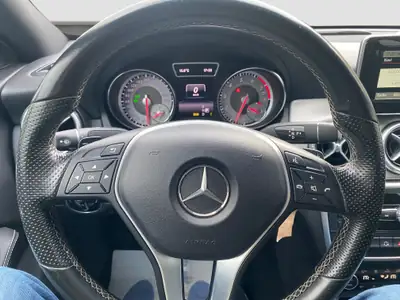 Mercedes-Benz CLA 250 4Matic — Berline Premium Affûtée, 112'000 km, Garantie 12 Mois — Miniature 15