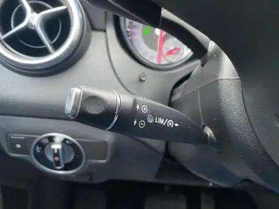Mercedes-Benz CLA 250 4Matic — Berline Premium Affûtée, 112'000 km, Garantie 12 Mois — Miniature 16