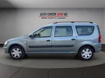 Dacia Logan 1.6 Ambiance — Monospace 7 places fiable, entretien réduit — rear view
