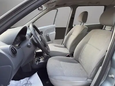 Dacia Logan 1.6 Ambiance — Monospace 7 places fiable, entretien réduit — Thumbnail 9