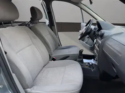 Dacia Logan 1.6 Ambiance — Monospace 7 places fiable, entretien réduit — Thumbnail 17