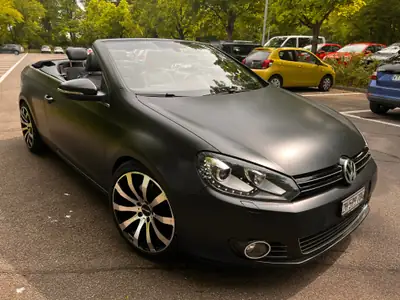 VW Golf Cabrio 2.0 TDI — Cabriolet diesel performant, 131'000 km, toit ouvert toute saison — Heckansicht