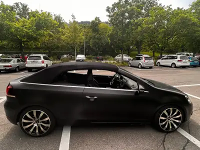 VW Golf Cabrio 2.0 TDI — Cabriolet diesel performant, 131'000 km, toit ouvert toute saison — Miniatur 18