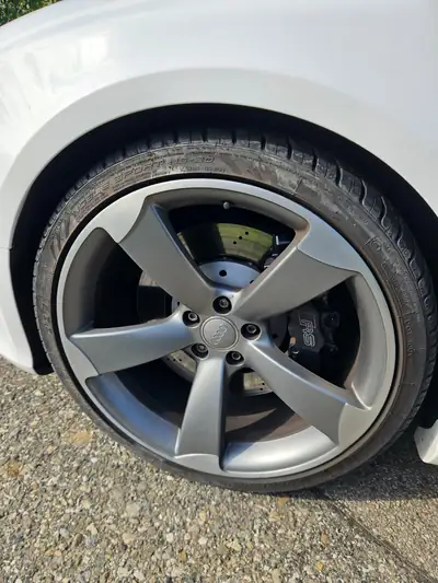 Audi RS5 Coupé 4.2 FSI — 450 ch, quattro sportif, révision complète — dettaglio