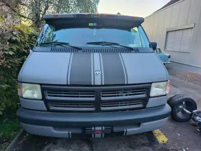 Dodge Ram Camper VAN 1996 — Camping-car robuste, moteur 5.2L, kilométrage modéré — dettaglio