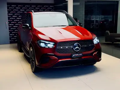 Mercedes-Benz GLE 400 e 4Matic — SUV hybride rechargeable, 14 900 km, garantie usine — vista posteriore