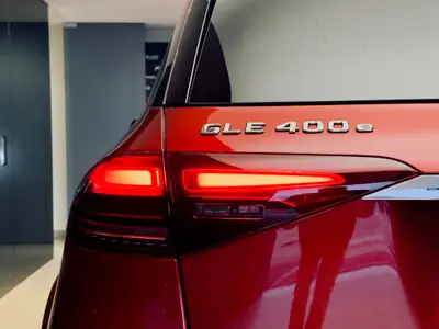 Mercedes-Benz GLE 400 e 4Matic — SUV hybride rechargeable, 14 900 km, garantie usine — Miniatura 10