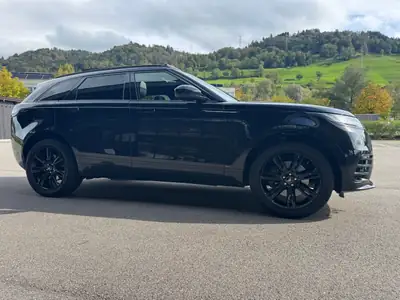 Land Rover Range Rover Velar R-Dynamic P250 — SUV premium 250 ch, équipement haut de gamme — rear view