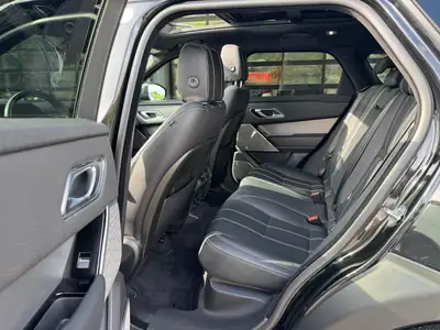 Land Rover Range Rover Velar R-Dynamic P250 — SUV premium 250 ch, équipement haut de gamme — detail