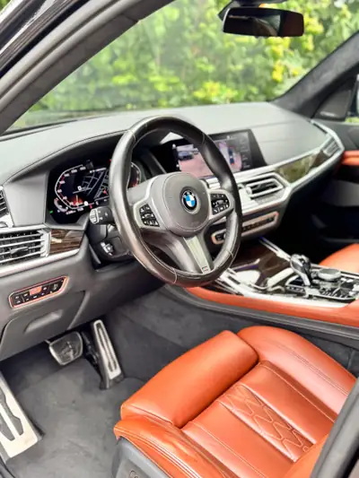 BMW X7 xDrive M50i — SUV 7 places premium, 530 ch et 64 200 km seulement — detail