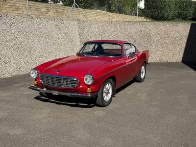 Volvo P1800S 1969 — Coupé de légende avec moteur 2L d'origine, véhicule vétéran — vista esterna