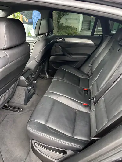 BMW X6 M50d Steptronic — SUV coupé premium diesel 381 ch, entretien maîtrisé — dashboard